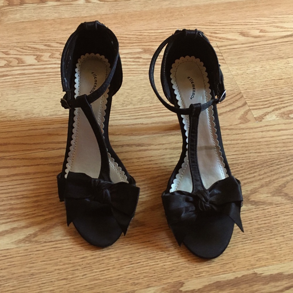 Black High Heels with Bows